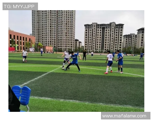 杭州绿地与辽宁宏运的激烈对决谁将赢得这场足球盛宴的胜利 杭州绿地与辽宁宏运的激烈对决谁将赢得这场足球盛宴的胜利